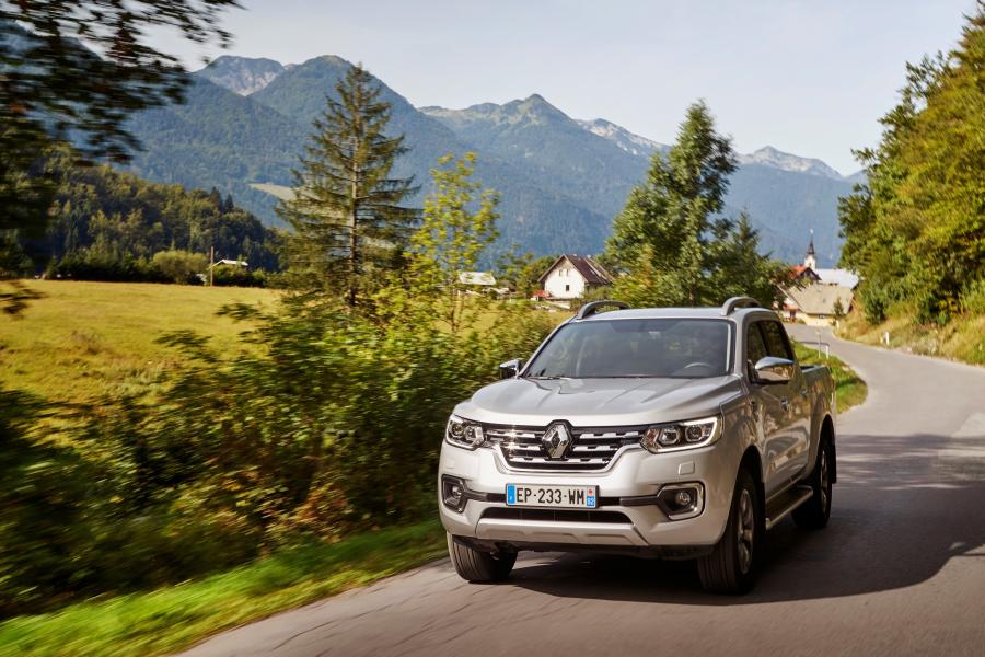  Renault Alaskan 2017 года  (WW) (фото 112 из 141)